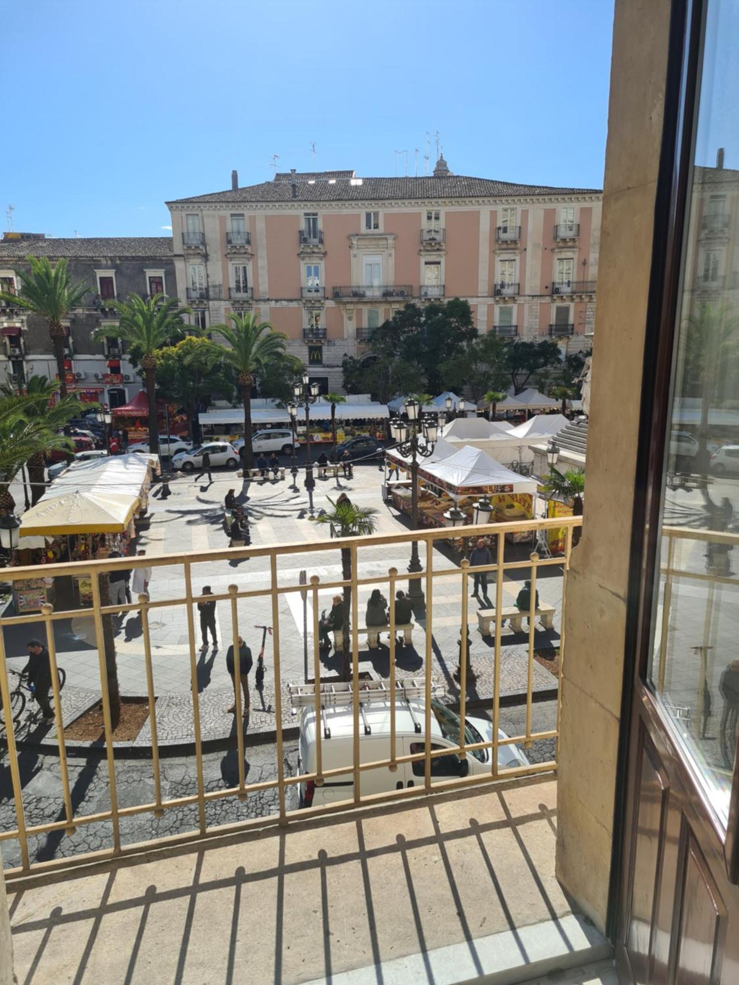 Toscano Palace Luxury Rooms Catania Ngoại thất bức ảnh